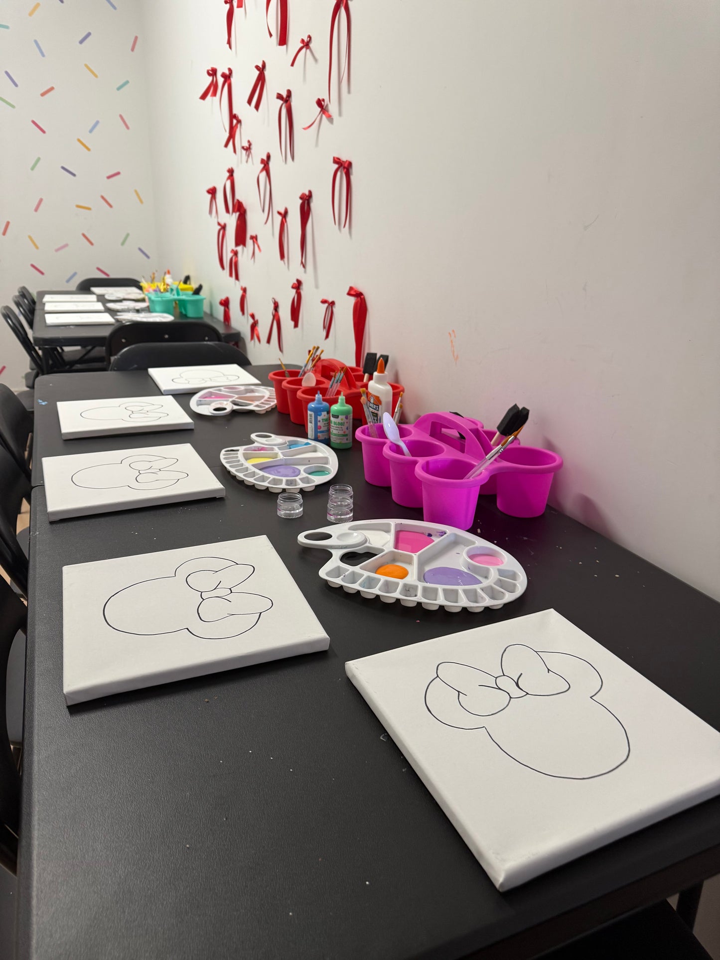 KIDS ARTY PARTY PLUS