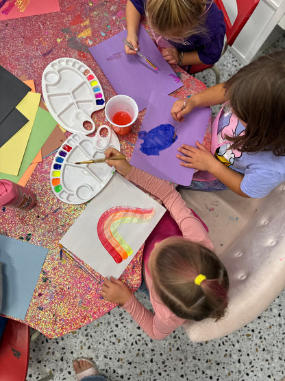 KIDS ARTY PARTY