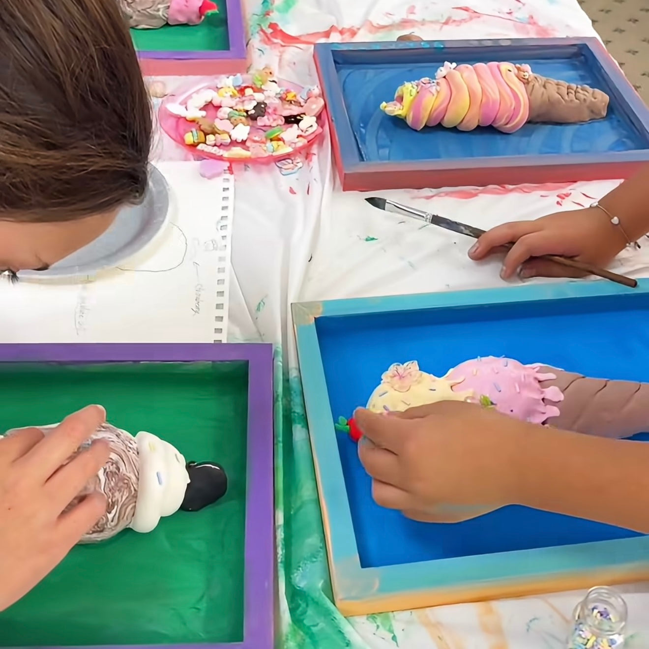 Scoops & Sculpt Workshop (Ages 6-10) FRI JULY 31ST 10AM-12PM